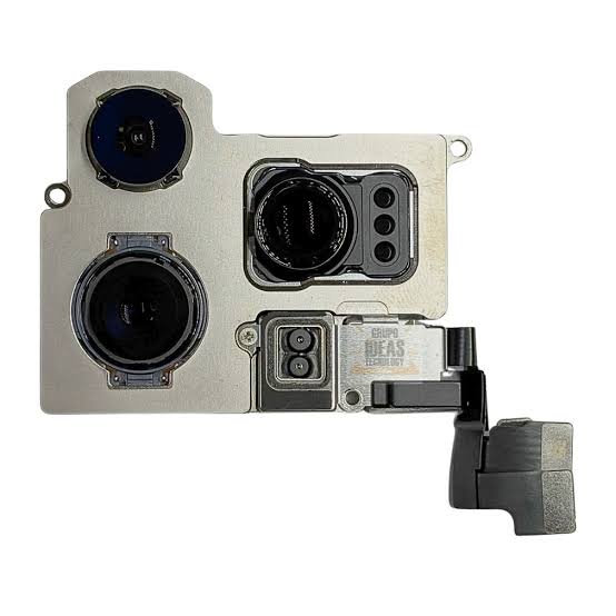CAMARA TRASERA IPHONE 16 PRO MAX